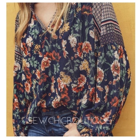 LAST Beautiful Boho Navy Floral Collarless Blouse - Picture 3 of 6